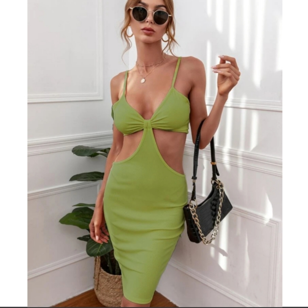 Green 💚 Ribbed Cut Out Cami BodyCon Dress